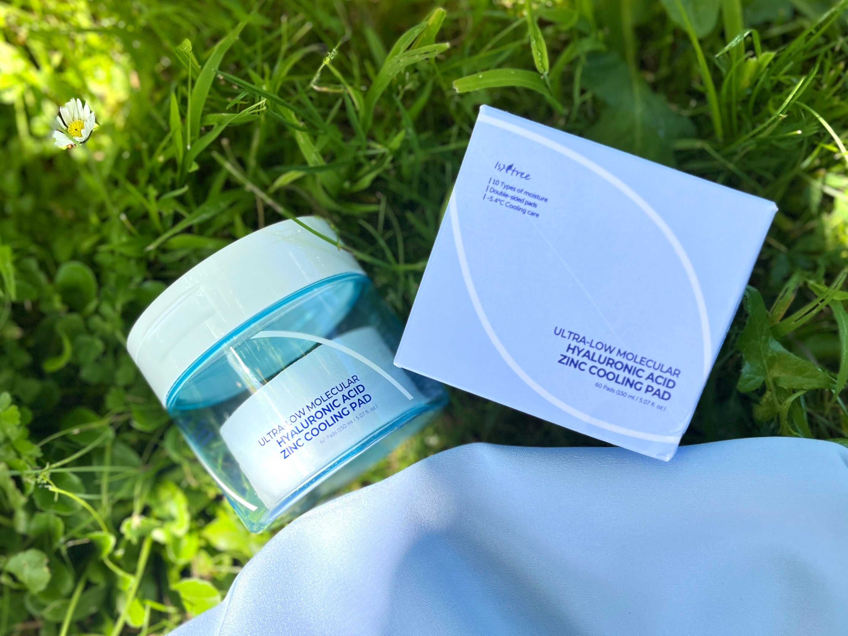 HI-REVIEW: Isntree Ultra-Low Molecular Hyaluronic Acid Zinc Cooling Pad